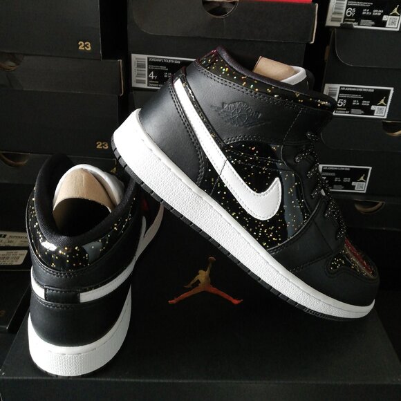 AIR JORDAN 1 SE MID "SPARKLE" WOMEN'S US SIZE 8 BRAND NEW IN BOX - Picture 1 of 10